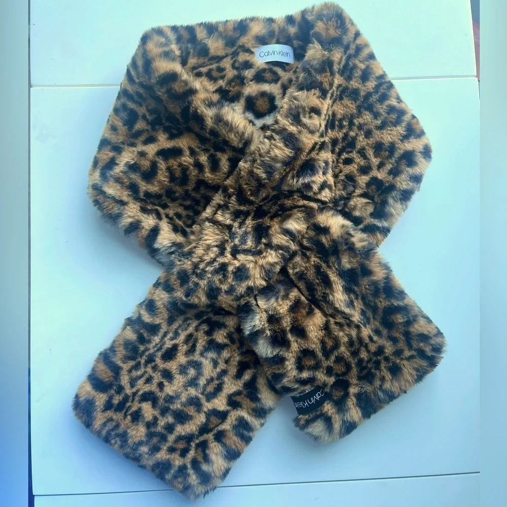 Calvin Klein Leopard Print Faux Fur Scarf